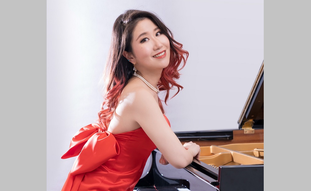 栗原麻樹ピアノ・リサイタル《Debut 20th Anniversary~フランスからの贈り物、音色の記憶と軌跡》