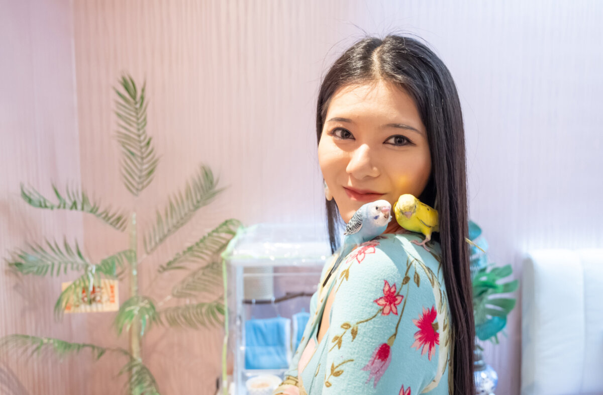 服部百音に50の質問！〈後編〉家族との関係は？ 恋愛は演奏に影響する？ これからの夢は？