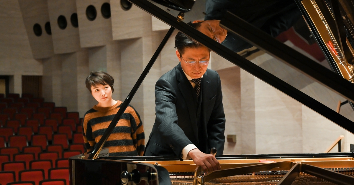 第13回 調律師 岩崎俊さん——すべてのピアノに良い「響きの形」を