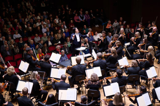 山田和樹率いるバーミンガム市響がバーゼル公演 ウォルトンはじめ指揮の牽引力が光る