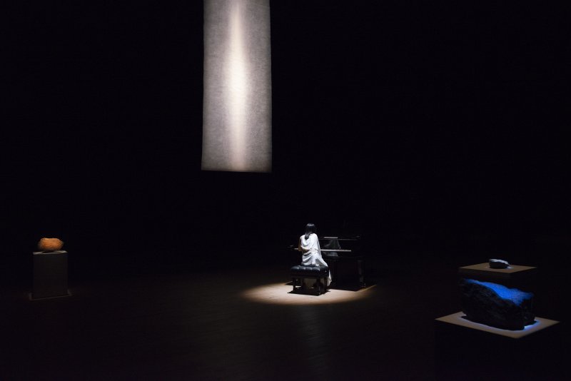 美術×ピアノ×現代音楽「Depth Of Light」新たな舞台作品が配信決定