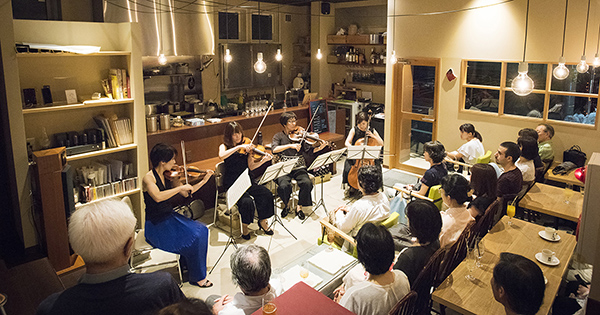 東京フィル・メンバーの演奏が聴ける「Cafe NABE」～初台の住宅街にたたずむお店