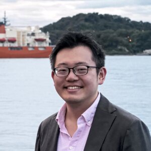 平岡拓也