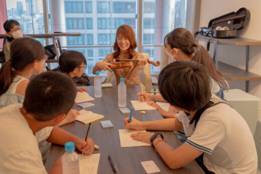 子どもたちが「雑誌編集」にチャレンジ！ 廣津留すみれさんにインタビュー