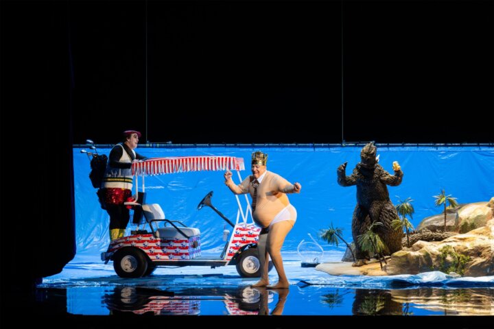 チューリヒ歌劇場《モンスターズ・パラダイズ》© Monika Rittershaus