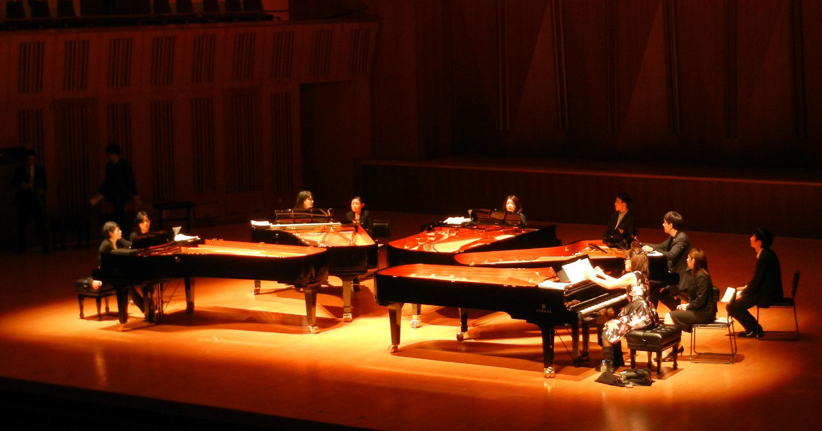 5台ピアノ60指の妙技　仲道郁代らスター・ピアニストが参戦する迫力満点の共演