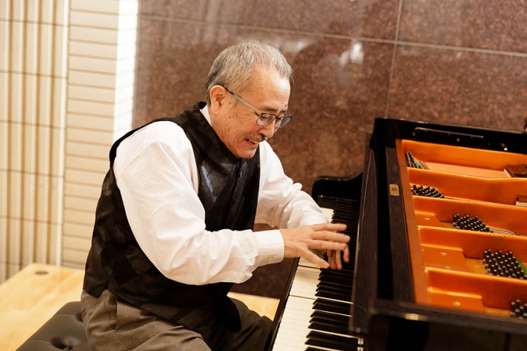 インタビューは、音楽の友ホール(音楽之友社)にて行なった