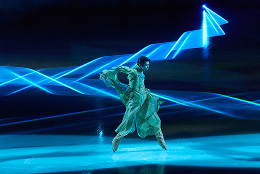 羽生結弦が「命」「生きる」を問う、壮大なストーリーのアイスショーが開幕!